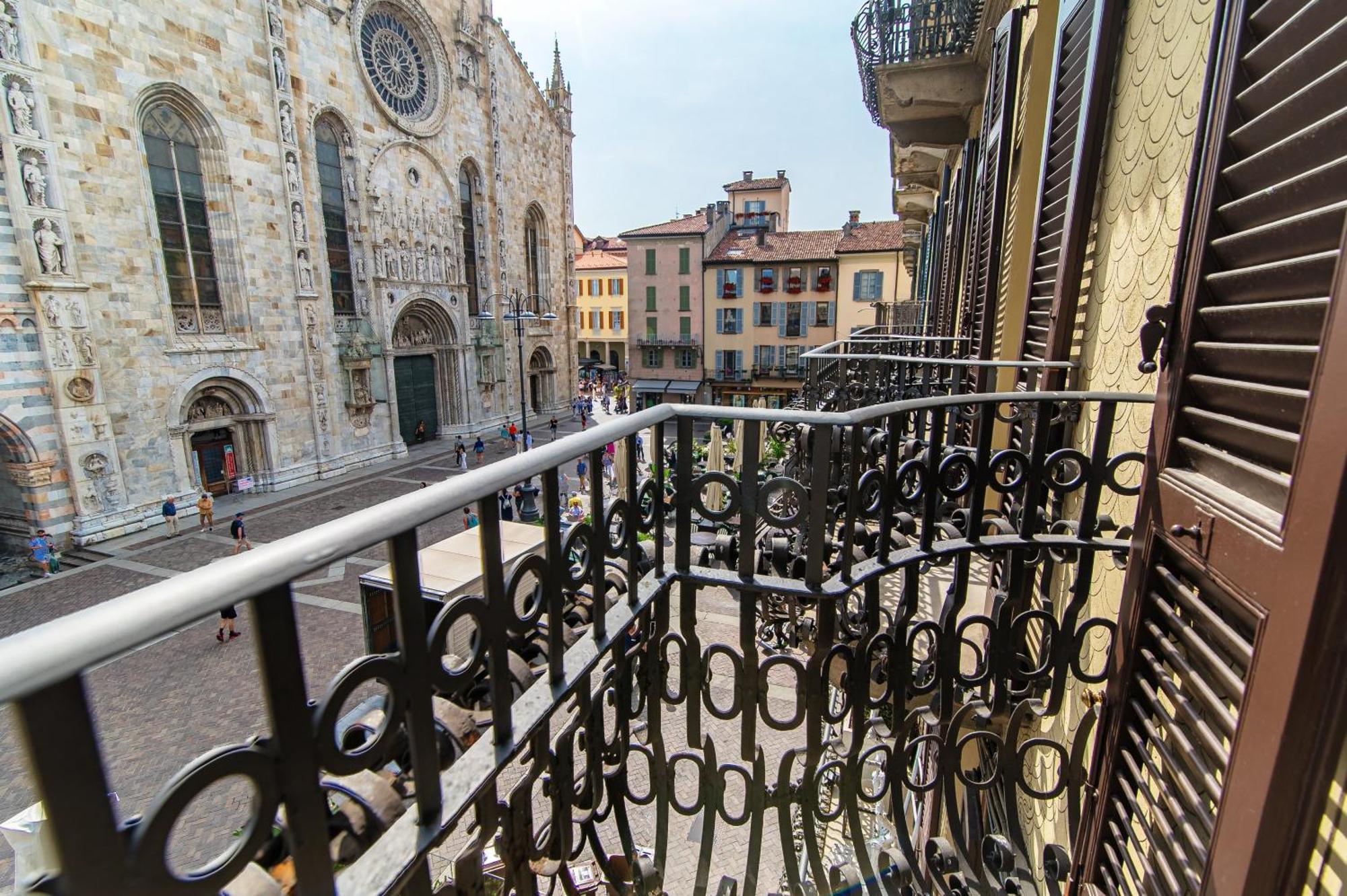 Dome'S Magic - The House Of Travelers Apartamento Como Exterior foto