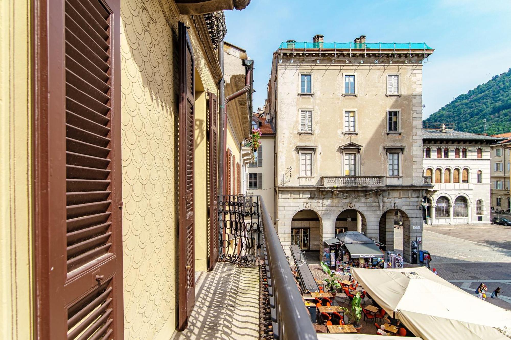 Dome'S Magic - The House Of Travelers Apartamento Como Exterior foto